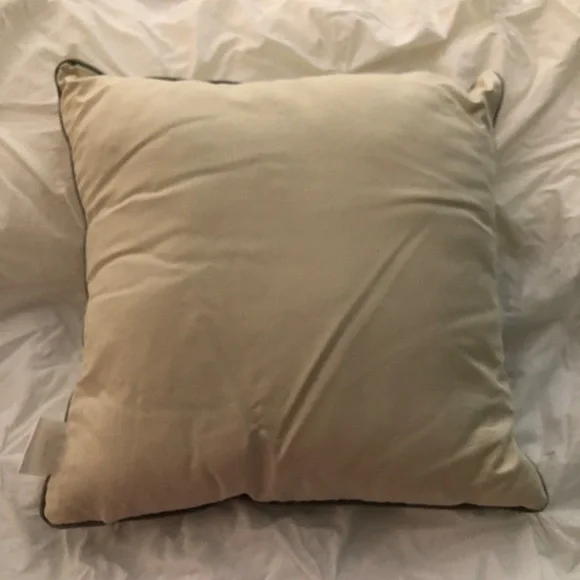 Grandin Road gingham bunny pillow with bow and pompon tail zip close Easter - Picture 4 of 7